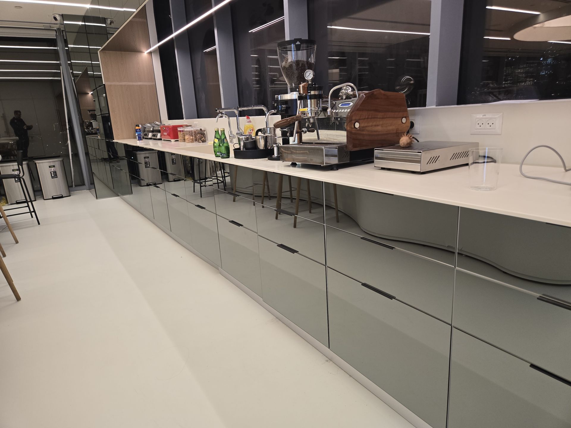 Appcharge offices, Rothschild 22