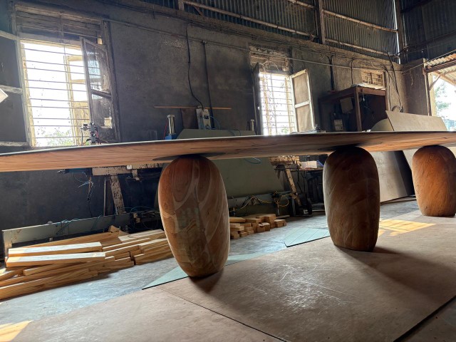 7 meter length bespoke dining table